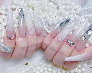 ネイル 🎀まゆ 🪽🐾のネイルデザイン