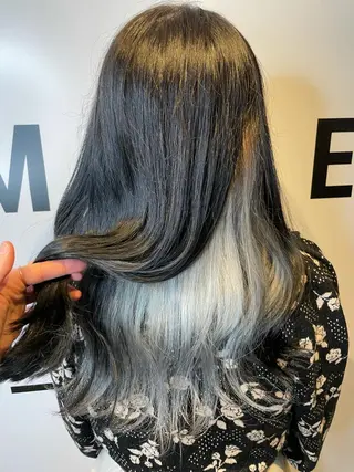 セミロング カラー 小川 舜人のヘアスタイル