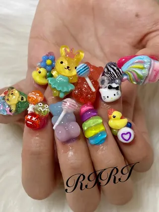 ネイル riri オーナーのネイルデザイン