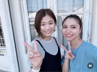 ショート カラー 中垣 茉百奈のヘアスタイル