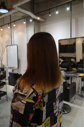 セミロング rosso所属・大洞 ことのヘアスタイル