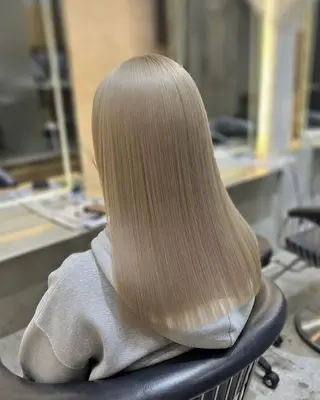 セミロング ケアブリーチ/ 髪質改善/垣尾颯大のヘアスタイル