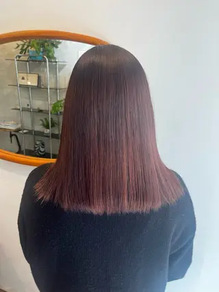 セミロング モモセ ユメトのヘアスタイル