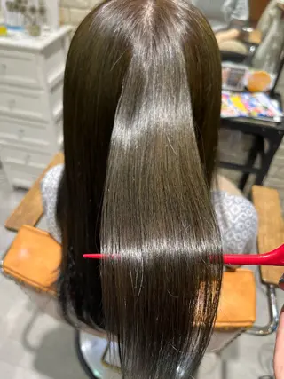 セミロング カラー 髪質改善アンジュール かのんのヘアスタイル