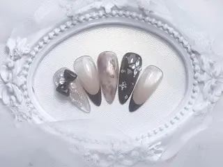 ネイル JUJU ネイルサロンのネイルデザイン