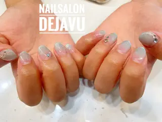 ネイル Nail salon Dejavu 🌿のネイルデザイン