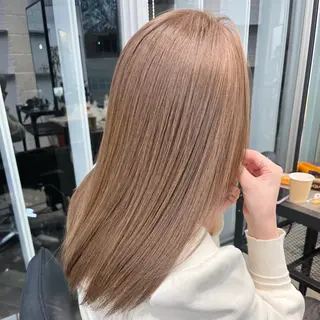 セミロング カラー 🎀ハイトーン🎀 ケアブリーチmikuのヘアスタイル
