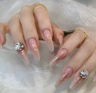 ネイル 里奈 Nailのネイルデザイン