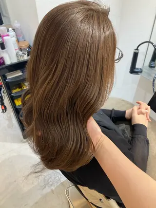 ミディアム ✨色持ちの良い艶 カラー✨蟹江真世のヘアスタイル