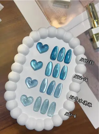 ネイル &ME タカのネイルデザイン