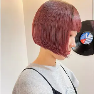ショート カラー パーマ ヘアアレンジ キッズ ネイル マツエク・マツパ アイブロウ 🧨ブリーチー×ボブ レイヤー💎じゅえるのヘアスタイル