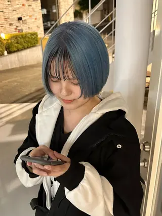 ショート カラー ハイトーン×似合わせ 🌱中川慎之介のヘアスタイル