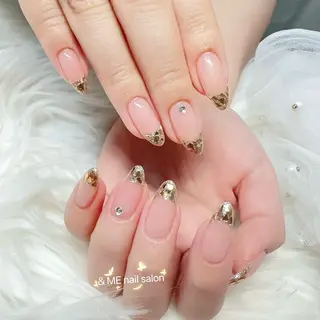 ネイル &ME ネイルサロンのネイルデザイン