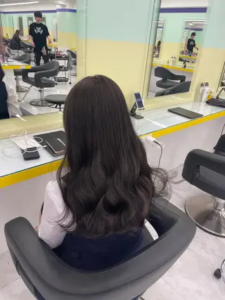 ロング 🦋色落ち綺麗カラー メンズYUZU🦋‪のヘアスタイル