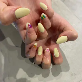 ネイル 鎌田 玲奈のネイルデザイン