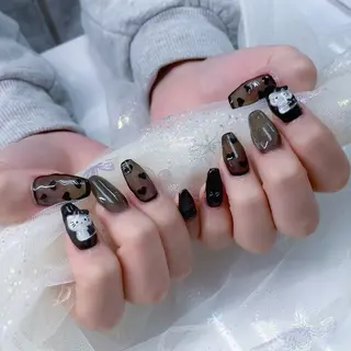 ネイル パーツ全部¥110 サロンミミのネイルデザイン