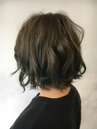 ショート カラー TOMOKO 髪質改善💫縮毛矯正のヘアスタイル