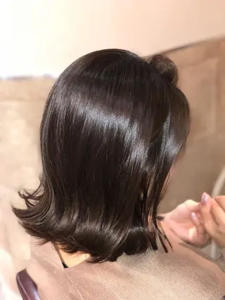 ミディアム カラー 100%髪質改善特化 TRUNSのヘアスタイル