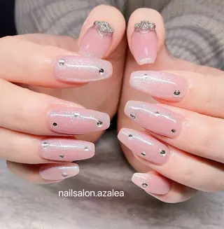 ネイル R inのネイルデザイン