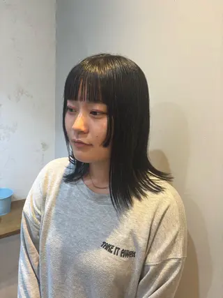 セミロング 韓国ヘアー🇰🇷 MIWAのヘアスタイル