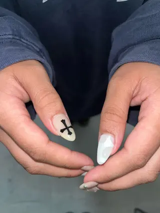 ネイル elen南越谷 Rina𖥔⋱のネイルデザイン