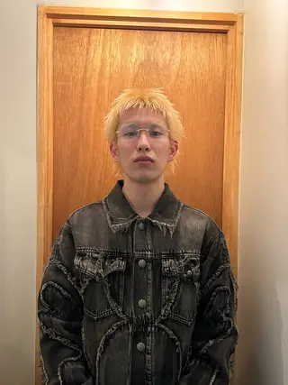 カラー 小木曽 新大のヘアスタイル