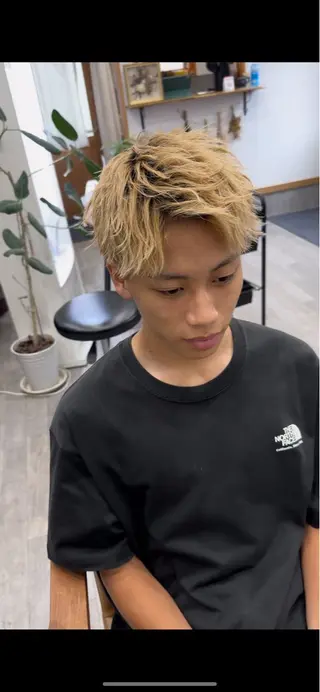 メンズ ＆tigre 佐藤秀太のヘアスタイル