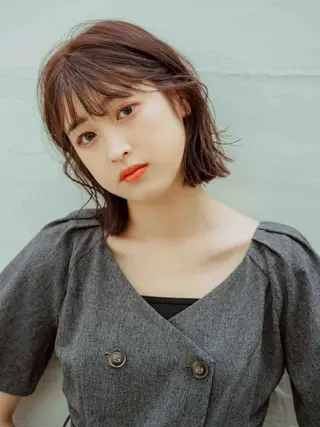 ショート カラー 坂口 みりのヘアスタイル