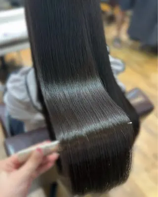 ロング カラー 🩵髪質改善🩵 韓国ヘア🩵花澤みりのヘアスタイル