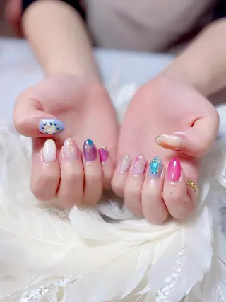 ネイル 鈴木 奈穂子のネイルデザイン