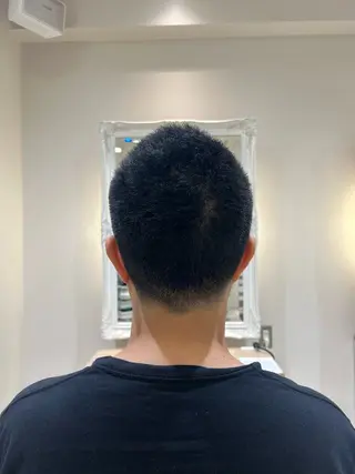 ショート 銀座シロー　村山 レツのヘアスタイル