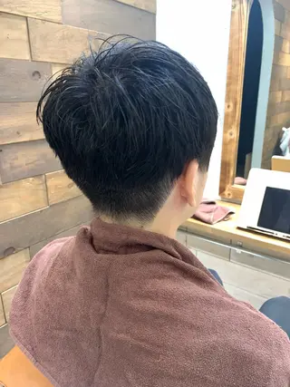 ショート メンズデザイナー Jojiのヘアスタイル