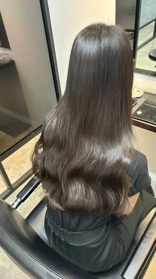 ロング 髪質改善♡ 保坂汐音のヘアスタイル