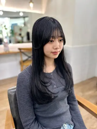 ロング カラー パーマ ヘアアレンジ メンズ キッズ レイヤーカット 🌿透け感カラーのヘアスタイル