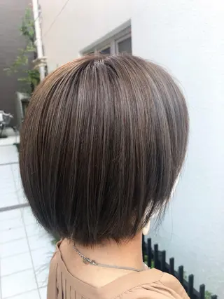 カラー 永山 愛莉のヘアスタイル