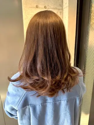 セミロング 大人可愛いレイヤー 大田のヘアスタイル