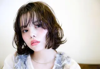 ミディアム カラー パーマ ヘアアレンジ ミニボブ/ブリーチ 🌈MISATOのヘアスタイル