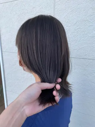 セミロング カラー 鵜飼 真伍のヘアスタイル
