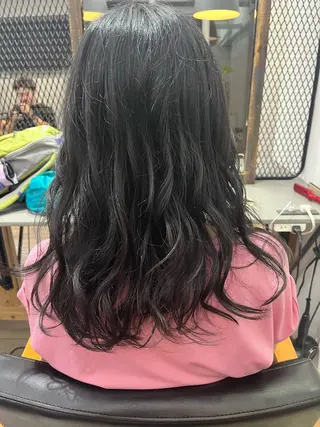 ロング 逢坂 智也のヘアスタイル