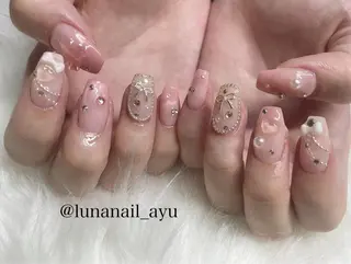 ネイル LUNA NAIL ayuのネイルデザイン
