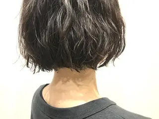 パーマ 透明感ブリーチ ハイトーンウエダのヘアスタイル