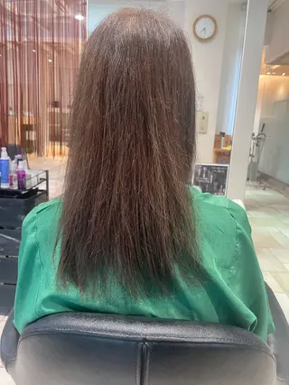 セミロング 斧 海音のヘアスタイル