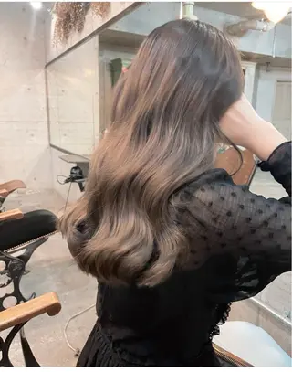 ロング 美髪矯正 透明感 カラー⭐️ユウキのヘアスタイル