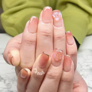 ネイル 手書きが得意🖌️ Y’s  nailのネイルデザイン