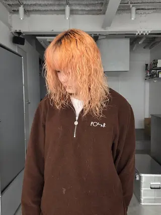 ミディアム カラー パーマ YOKUTO/本日 ⭕️透明カラーパーマのヘアスタイル