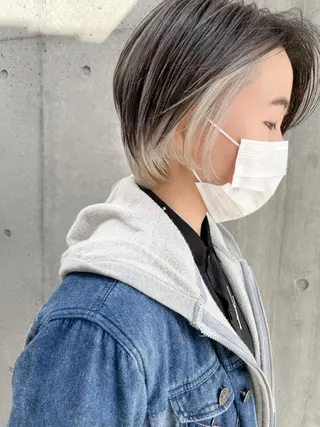 ショート カラー ✨ブリーチなし透明感 池袋 水野のヘアスタイル