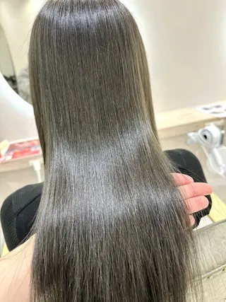 ロング 酒向 ゆいなのヘアスタイル