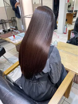 ロング 🌟デザインカラー 🌟コノミ🌟のヘアスタイル