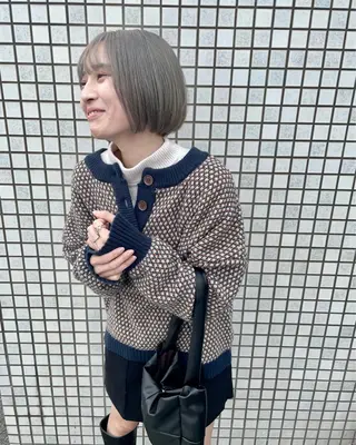 ショート カラー ヒナゴ トヨカズのヘアスタイル