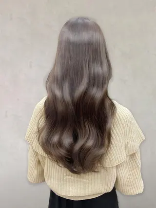 ロング カラー グレージュ×レイヤー 藤生 和宏のヘアスタイル